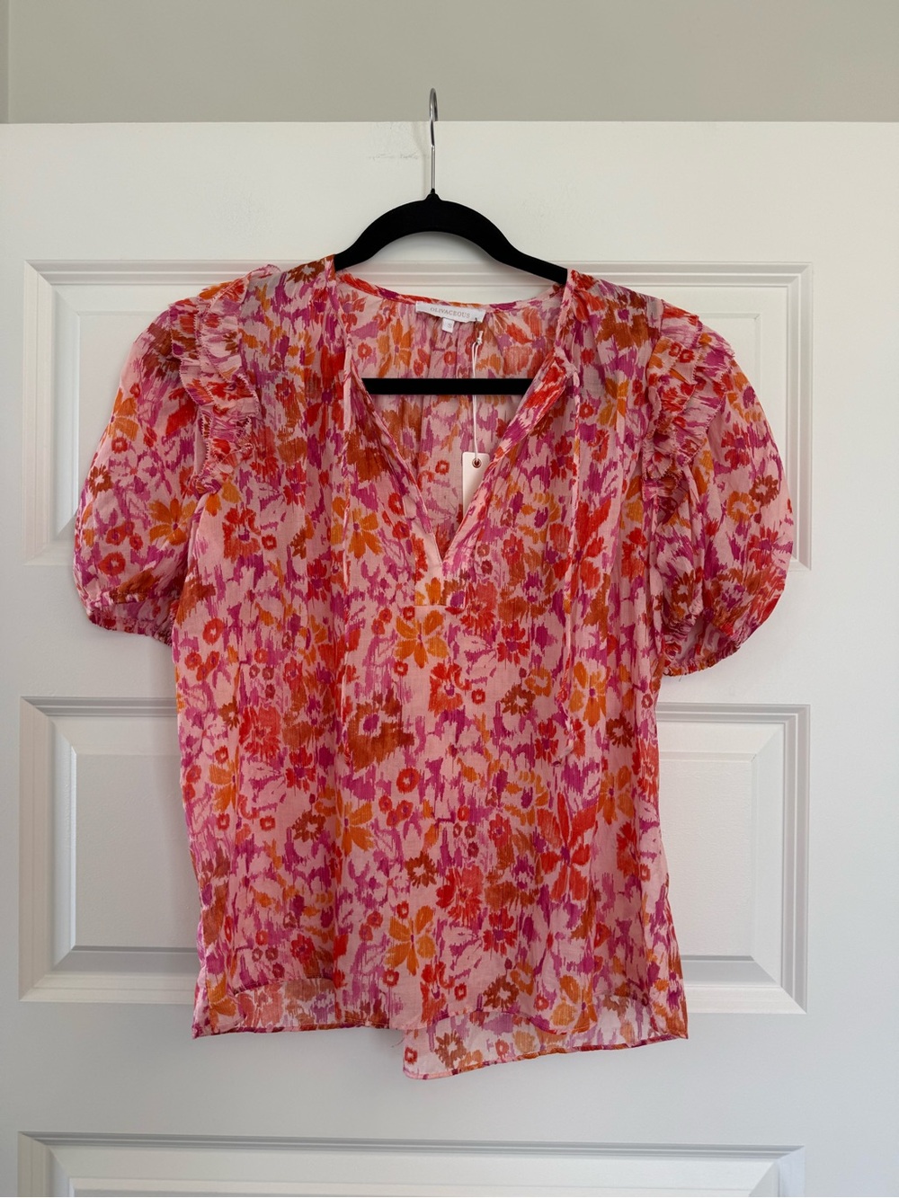 NWT Olivaceous Puff Sleeve Blouse